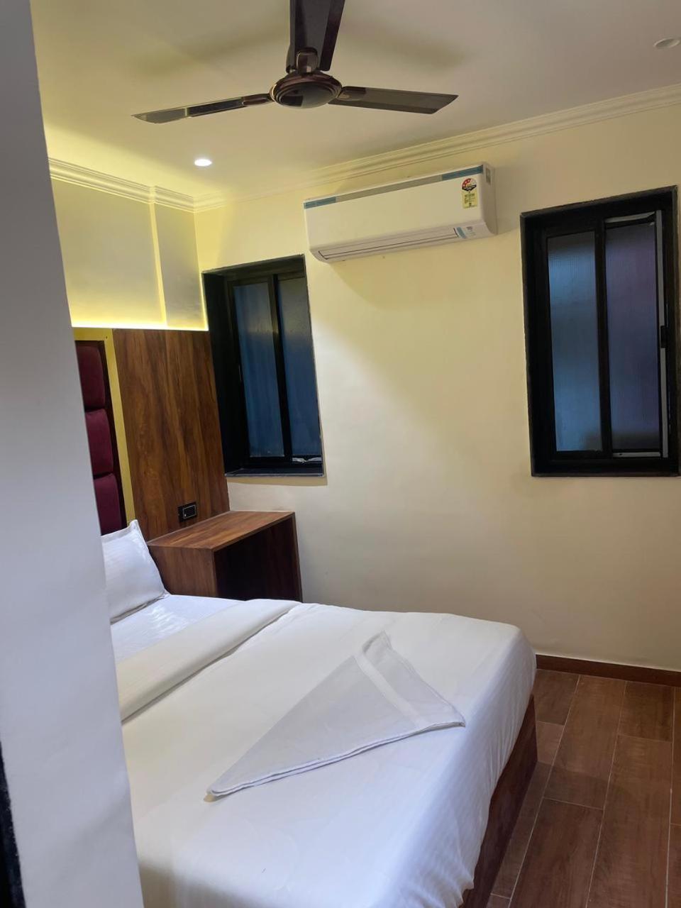 Hotel Sai Palace- Near Tata Memorial Hospital Mumbai Bagian luar foto